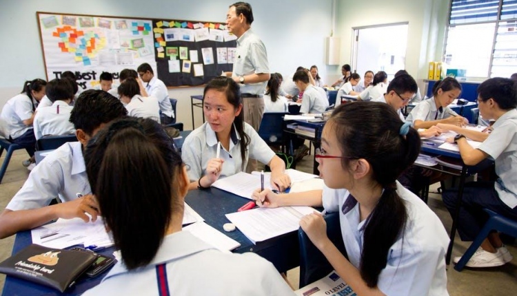 Business High School In China Are Developing Well