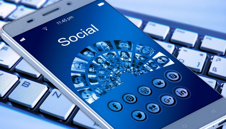 Ways That Blockchain Tech Transforms Digital Marketing and Advertising