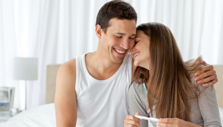 5 Supplements Couples Should Consider Taking For A Healthy Conception (and Pregnancy)