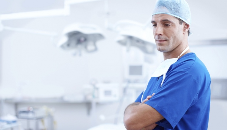 doctor-1149149_1280